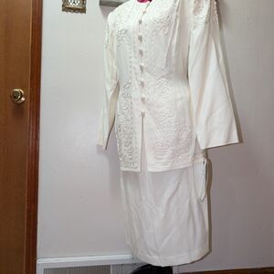 R&M Richards Cream Embroidered Skirt Set